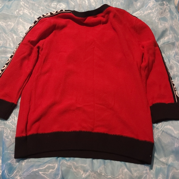 KARL LAGERFELD SWEATER..Red..Medium. NWT - Picture 2 of 10